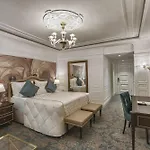 Kaya Artemis & Casino Hotel 5*