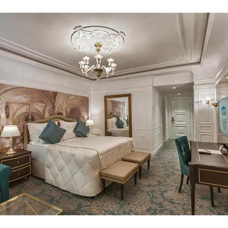 Kaya Artemis & Casino Hotel