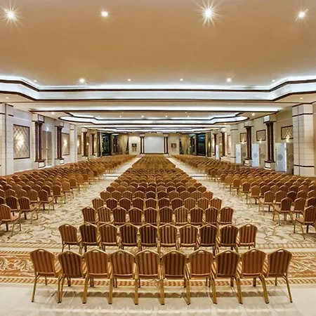 Kaya Artemis & Casino 파마구스타