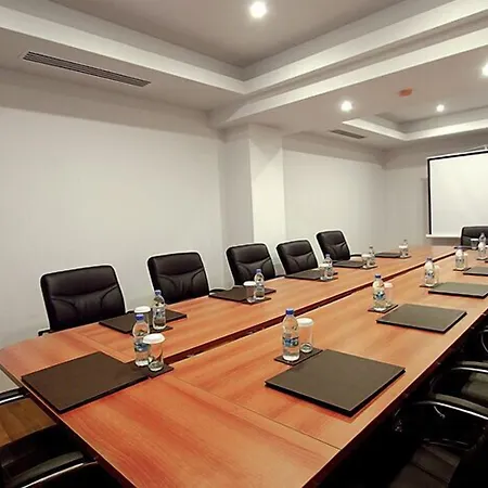 Kaya Artemis & Casino 5* Famaguszta