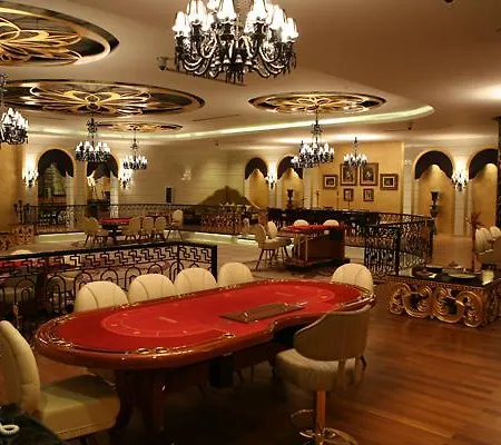 Kaya Artemis & Casino فندق فاماغوستا