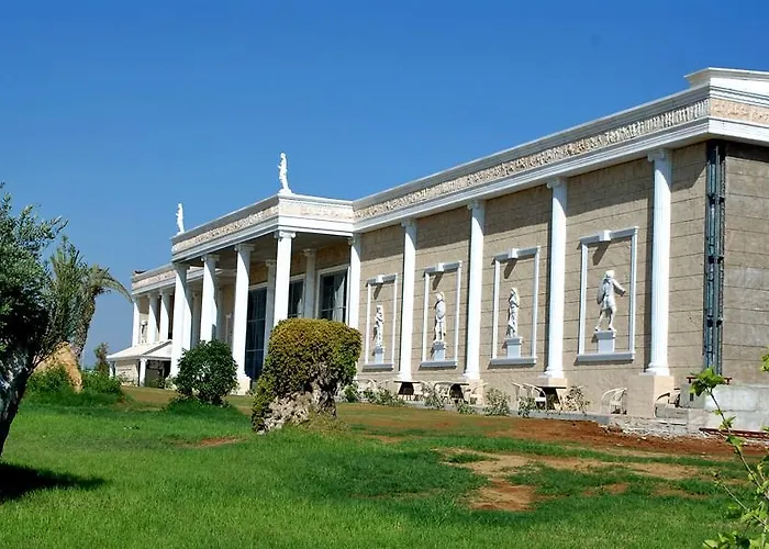 Hotel Kaya Artemis & Casino